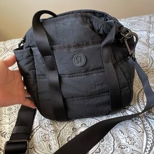 Lululemon bag like new